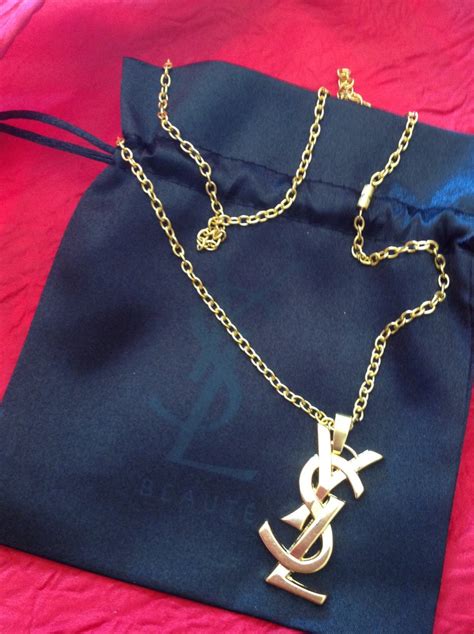 saint laurent pendant.